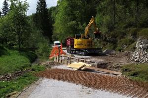 Rekonstrukcija mostu pri naselju Hruškarje 04 Foto Boštjan Otoničar